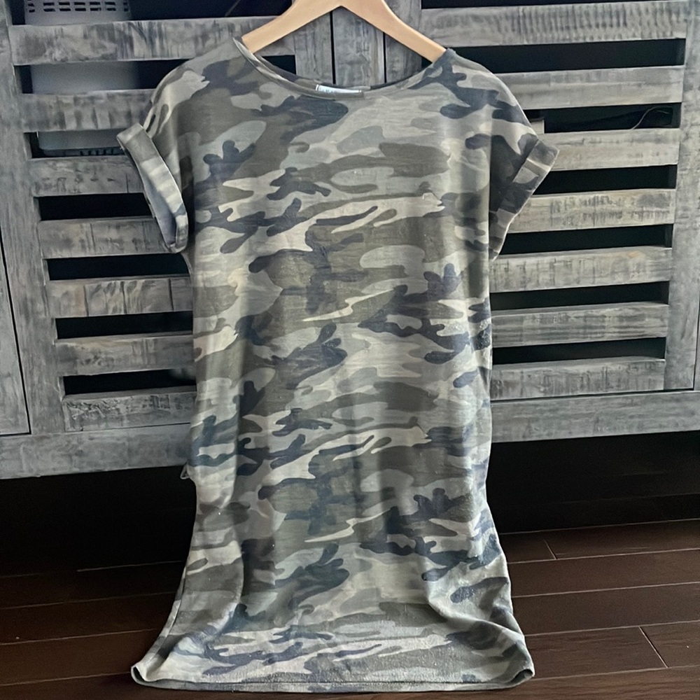 Nanamacs army tshirt dress